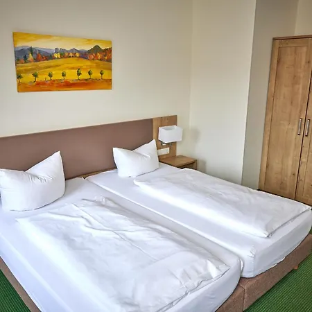 Hillig بيت ريفي 3*